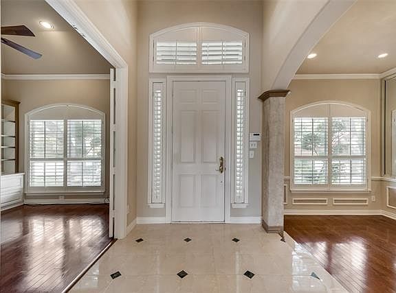 3rd image of 18410 Summerfield Dr
