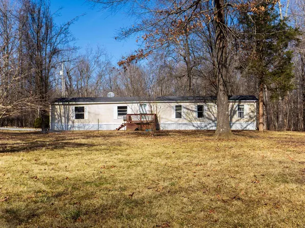 993 Travis Rd, Kuttawa, KY 42055