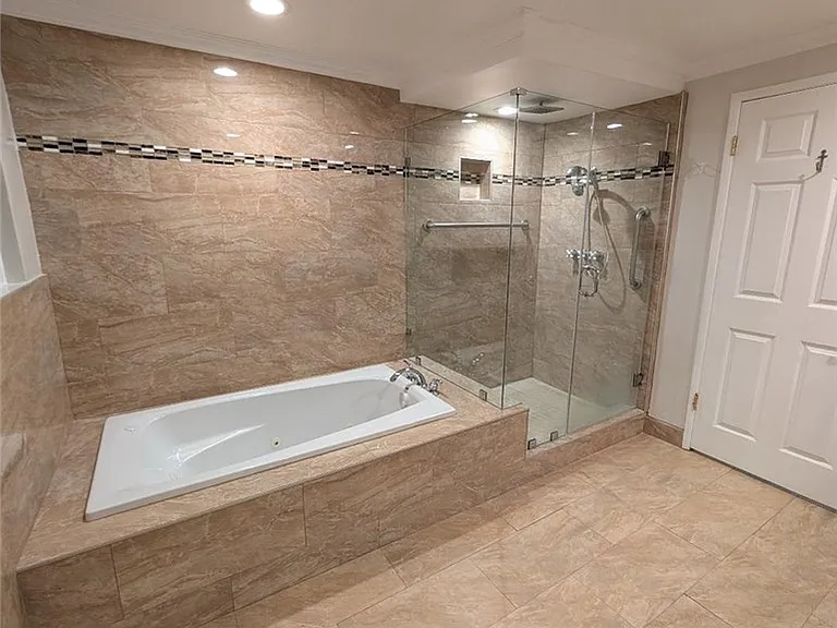17976 Medley Dr — Photo 16