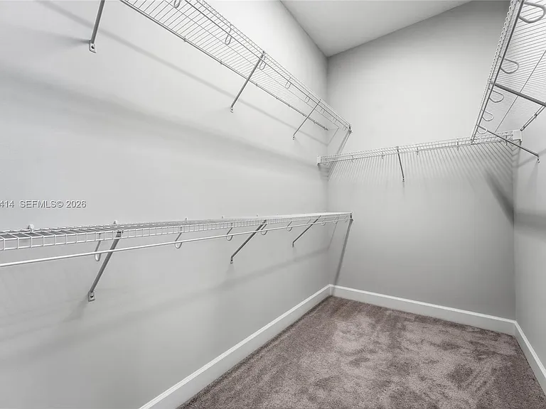 15239 Goldfinch Cir — Photo 22
