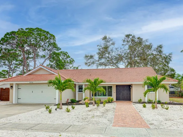 2416 Cass St, Sarasota, FL 34231