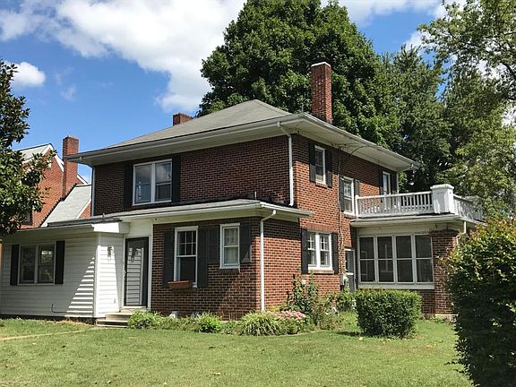 2nd image of 3804 Shady Lawn Ave NW
