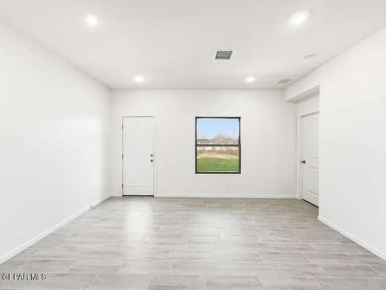 13961 Victory Sky Ave — Photo 9