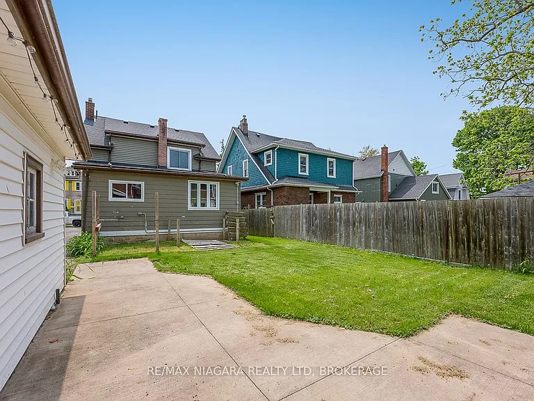 20 Randolph St — Photo 26
