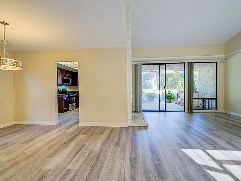 2574 Pera Cir — Photo 33