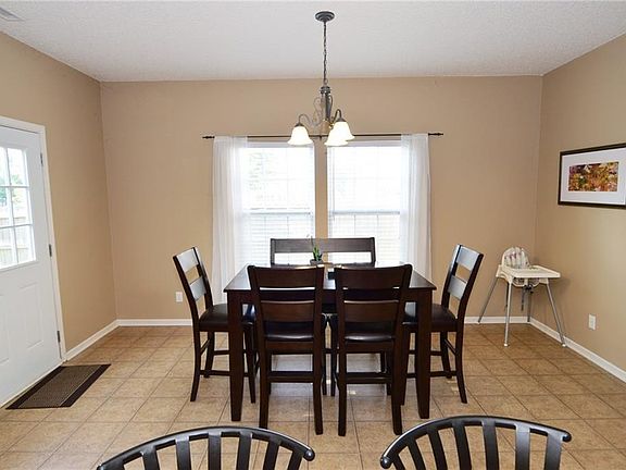 5th image of 15253 Radiance Dr