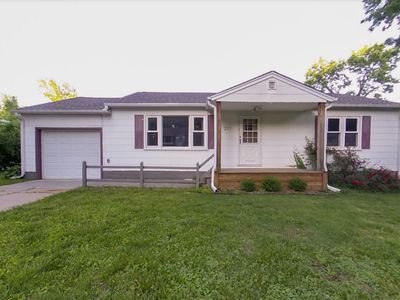 217 Ridge Dr, Manhattan, KS, 66502