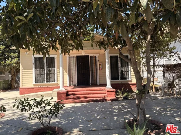 1183 W 37th Dr, Los Angeles, CA 90007