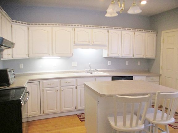 5th image of 1609 1st St