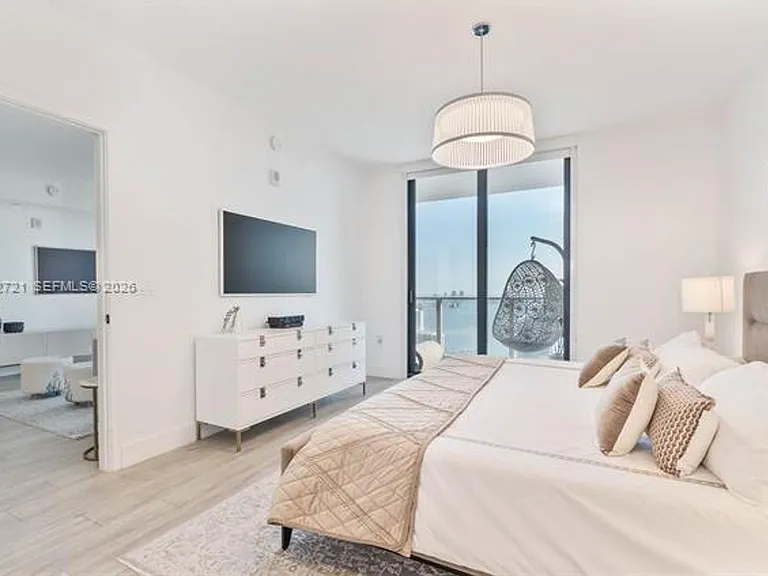 1010 Brickell Ave #4303 — Photo 18
