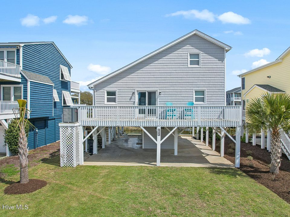 1st image of 419 Sailfish Street