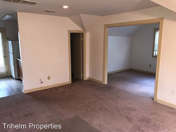 5th image of 810 Madison St #B-6585374