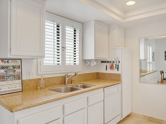 5th image of 2250 S Palm Canyon Dr Unit 37