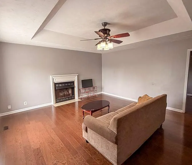 917 Tavistock Pl — Photo 9