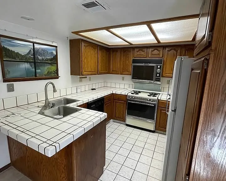 600 Woodmount Dr — Photo 19