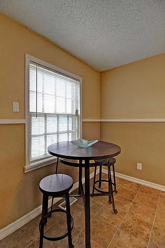 The Residences at Linwood Photo 1