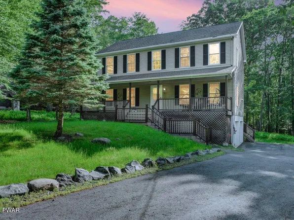 107 Hummingbird Ct, Lackawaxen, PA 18435