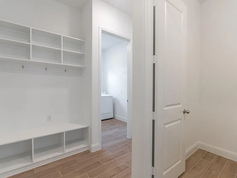 11219 Tropical Forest Way — Photo 32