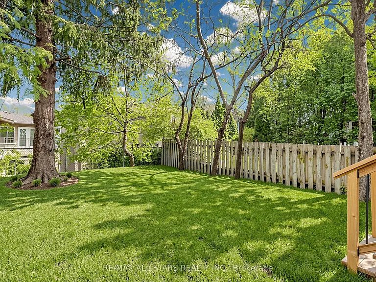 127 Banff Rd — Photo 43