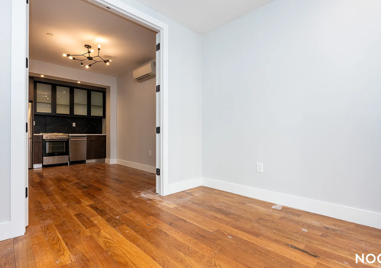 825 Monroe Street — Photo 4