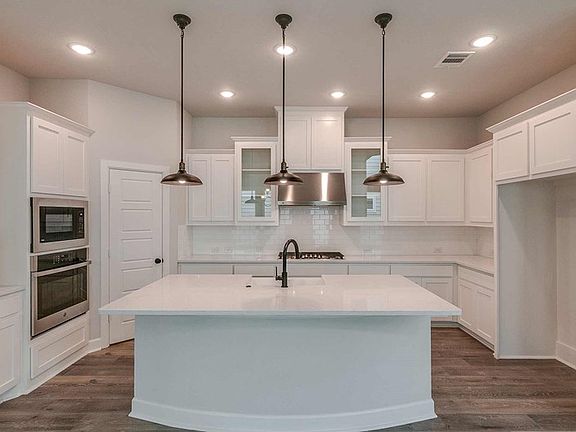 The Huntmere - Kitchen