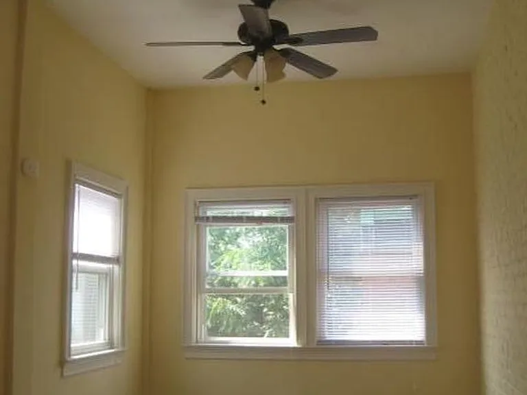 1524 Tremont St — Photo 3