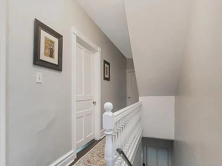 420 W Market St — Photo 1