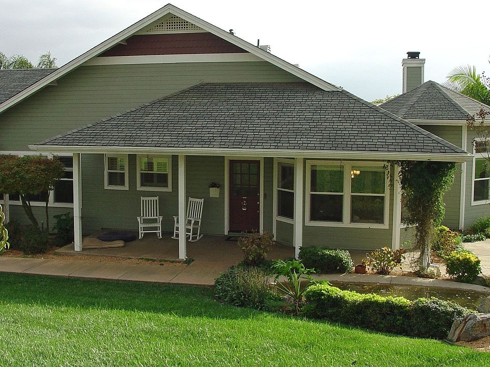 2nd image of 2068 Fuerte St