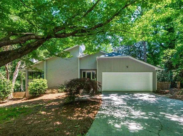 150 Hitching Post Ct SE, Marietta, GA 30067