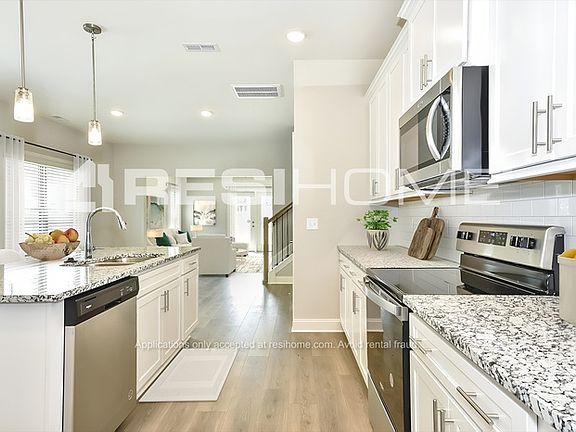 3rd image of 145A Belinda Pkwy