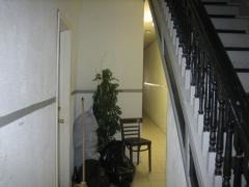 Building Photo 3