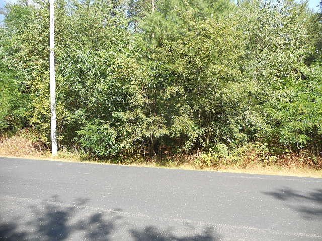 2nd image of 150 Arbor Wisconsin