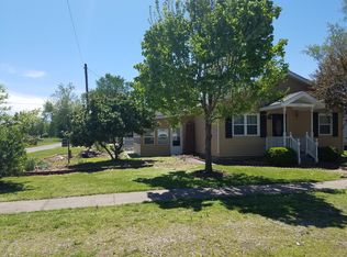 210 E Patton, VALIER, IL 62891