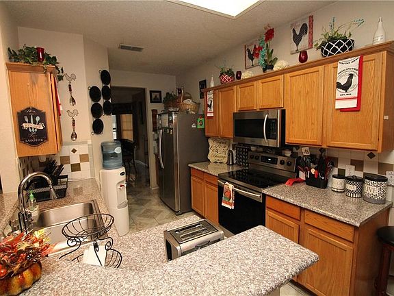 3rd image of 3329 Raleigh Dr