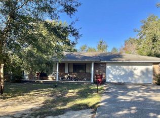 4713 Woodbine Rd, Pace, FL 32571