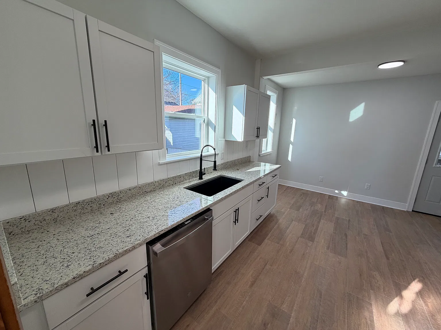 3 bed, 1778 sqft, $1,600 — Photo 1