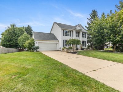 5637 Bayberry Farms Dr SW, Wyoming, MI, 49418