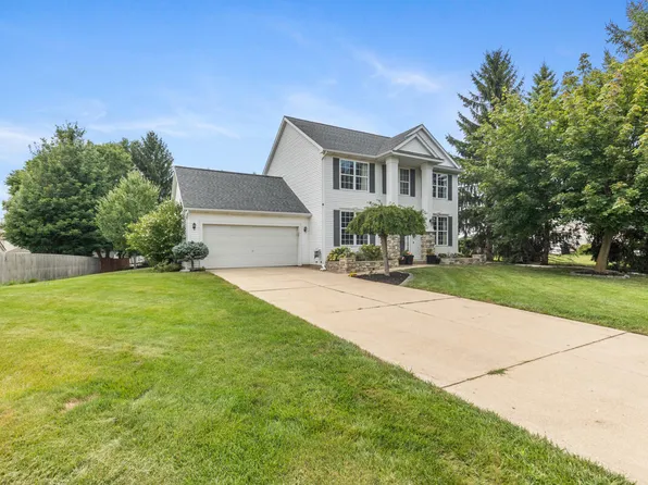 5637 Bayberry Farms Dr SW, Wyoming, MI 49418