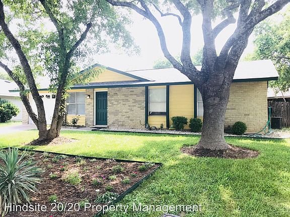 3rd image of 1306 Sagebrush Dr