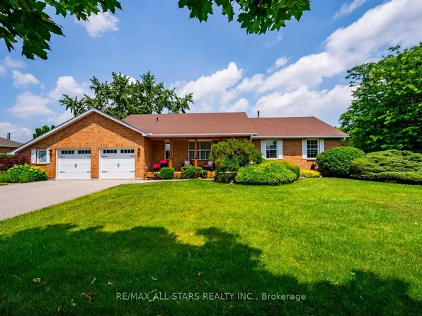 245 Cam Fella Blvd, Whitchurch Stouffville, ON L4A 7J5