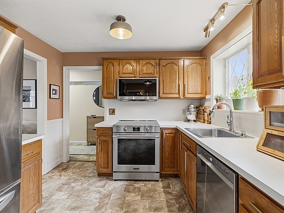 5th image of 26 Windsor Rd