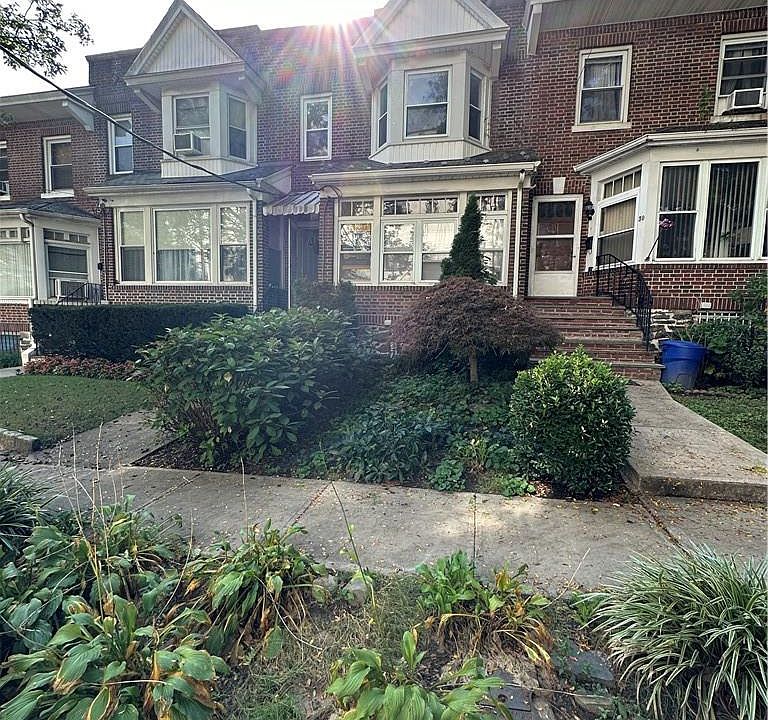 1st image of 28 Hartley Avenue