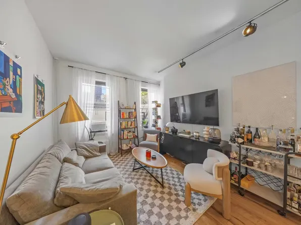 238 E 30th St APT 3R, Manhattan, NY 10016