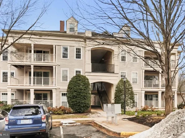 15301 Diamond Cove Ter APT E, Rockville, MD 20850