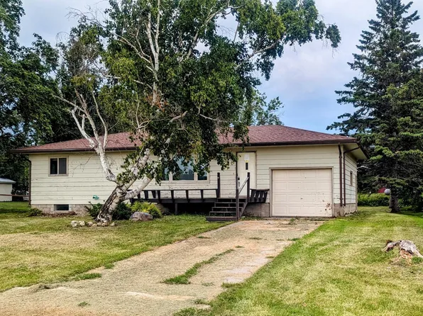 320 1st St NW, McIntosh, MN 56556