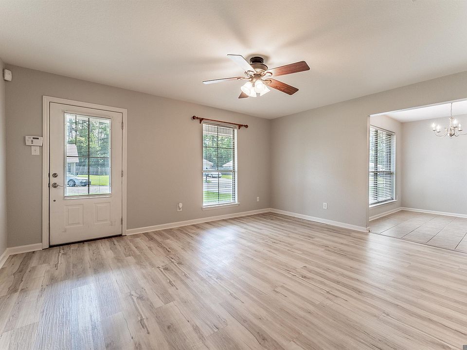 1st image of 25879 Sagewood Dr