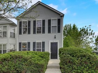 54 Harmony Ln, Romeoville, IL 60446