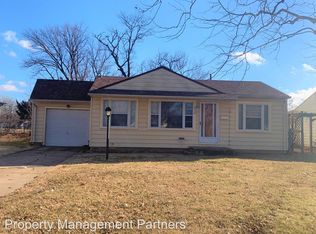 2116 S Edgemoor Dr, Wichita, KS 67218