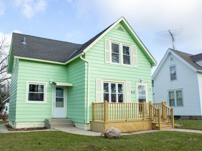 212 W Wabash Ave, Waukesha, WI, 53186