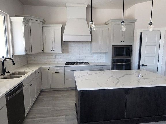 4th image of 2922 S Magnolia Ln #Dhi3vy